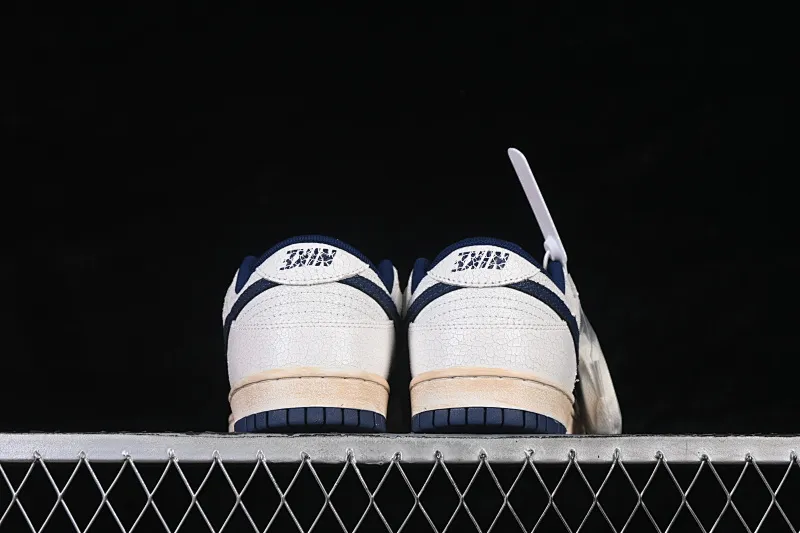 All Categories Nk SB Dunk Series Nk SB Dunk Low Low-top sneakers Stranger Things x Nike SB Dunk Low Stranger Things SB low-top casual sneakers IH6766-001